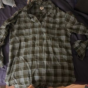 Half Button Up Green Plaid